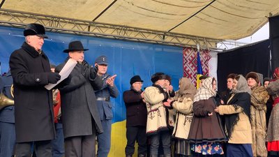 День Соборності України: вперше на межі Тернопільщини відбулась зустріч трьох областей День Соборності України: вперше на межі Тернопільщини відбулась зустріч трьох областей