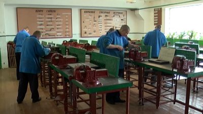 Етапи відмінили з березня. Волинську колонію для неповнолітніх планують закрити Етапи відмінили з березня. Волинську колонію для неповнолітніх планують закрити