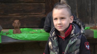 На майстер-класі Дмитро зліпив козака На майстер-класі Дмитро зліпив козака
