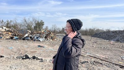 Вчителька математики та фізики Марина, 23 лютого 2024 року. Вчителька математики та фізики Марина, 23 лютого 2024 року.