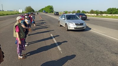 Жителі Воскресенської ОТГ вийшли на акцію протесту Жителі Воскресенської ОТГ вийшли на акцію протесту