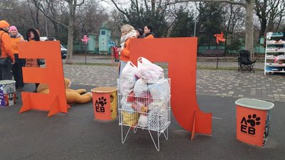 Фуд-корти, майстер-класи та виступи музичних гуртів: як в Одесі пройшов Ханукальний ярмарок