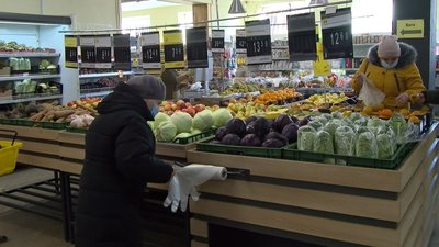 Як дотримуються обмежень "червоної" зони в місті на Волині