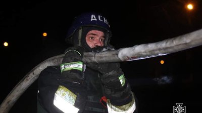 Рятувальник ДСНС
