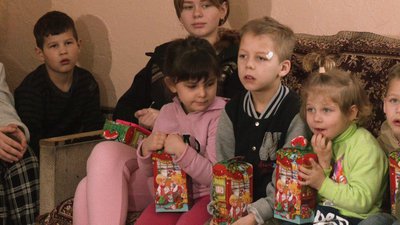 У Франківську відкрили комп'ютерну лабораторію у центрі соціально-психологічної реабілітації дітей У Франківську відкрили комп'ютерну лабораторію у центрі соціально-психологічної реабілітації дітей