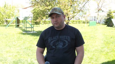 "Ця собака довіряє мені, а я довіряю їй". Як франківські кінологи навчають собак шукати вибухівки "Ця собака довіряє мені, а я довіряю їй". Як франківські кінологи навчають собак шукати вибухівки