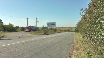 Стало відомо, які політичі партії розмістили найбільше білбордів із порушеннями