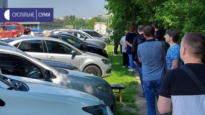 "Вибухівку не виявили" — СБУ про замінування “Євробазару” у Сумах "Вибухівку не виявили" — СБУ про замінування “Євробазару” у Сумах