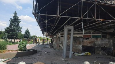 Згоріла, зруйнована, розкрадена Fabrika: що залишає за собою у Херсоні "руський мир" Згоріла, зруйнована, розкрадена Fabrika: що залишає за собою у Херсоні "руський мир"