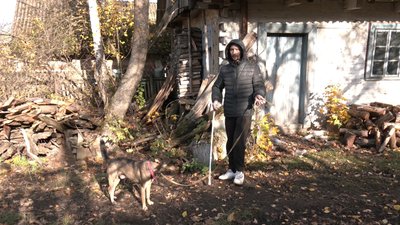 “Життя там не має”: евакуйований переселенець з Донеччини поселився у селі на Волині “Життя там не має”: евакуйований переселенець з Донеччини поселився у селі на Волині