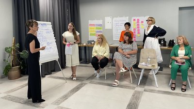 Житомир, воркшоп, миробудування, ГО "Скриня корисних справ", депутатки, жінки