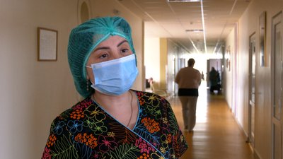 Додаткові ліжка у коридорі та в їдальні: яка ситуація з COVID-19 у лікарнях Франківська