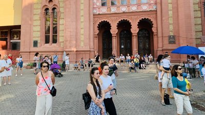 Серія концертів "Музика просто неба" стартувала в Ужгороді Серія концертів "Музика просто неба" стартувала в Ужгороді