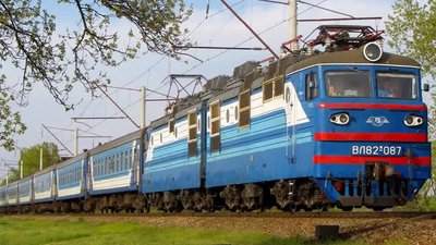 "Південна залізниця" відновлює рух 23 приміських поїздів: список напрямків