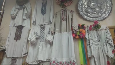 Одяг українців ХІХ століття у колекції житомирянки Марії Масловської Одяг українців ХІХ століття у колекції житомирянки Марії Масловської