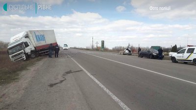 ДТП на Рівненщині: донька керманича у лікарні з мозковою комою