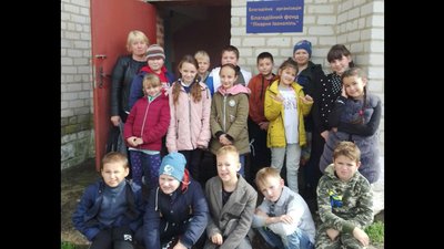 Концерт та смаколики – у громаді на Житомирщині підопічних дому престарілих привітали з Днем людей похилого віку Концерт та смаколики – у громаді на Житомирщині підопічних дому престарілих привітали з Днем людей похилого віку