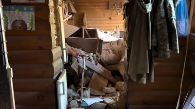 Російські військові обстріляли будинок, де жили тернопільські волонтери Російські військові обстріляли будинок, де жили тернопільські волонтери