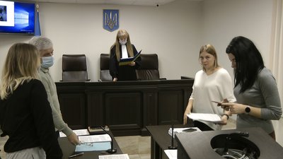 У Запоріжжі обрали запобіжний захід 5-ій фігурантці в побитті школярок У Запоріжжі обрали запобіжний захід 5-ій фігурантці в побитті школярок