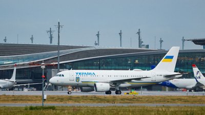Літак президента України в Норвегії 8 вересня