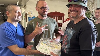 Військовий лікар Олег Токарчук працює для перемоги Військовий лікар Олег Токарчук працює для перемоги