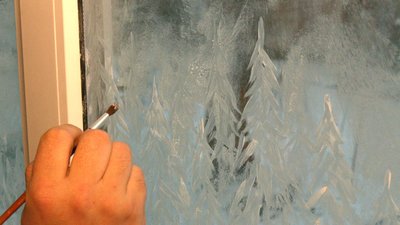 Зимові казки на вікнах зубною пастою створює франківець Анатолій Євстигнєєв Зимові казки на вікнах зубною пастою створює франківець Анатолій Євстигнєєв