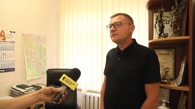 Під'їзд багатоповерхівки на вулиці Гагаріна у Житомирі залило дощем Під'їзд багатоповерхівки на вулиці Гагаріна у Житомирі залило дощем