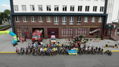 "Fire way до перемоги України": рятувальники Рівненщини анонсували благодійний велопробіг. Як взяти участь