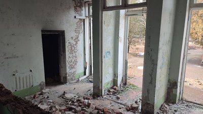 Шість років тому влучив снаряд: Світлодарська лікарня непридатна для лікування хворих на COVID-19 Шість років тому влучив снаряд: Світлодарська лікарня непридатна для лікування хворих на COVID-19