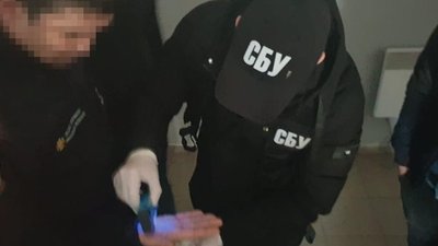 На Черкащині СБУ затримала посадовця ДСНС На Черкащині СБУ затримала посадовця ДСНС