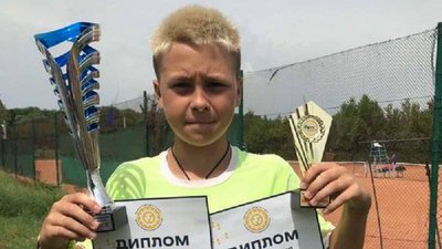 Сумські тенісисти взяли участь у кількох турнірах Сумські тенісисти взяли участь у кількох турнірах