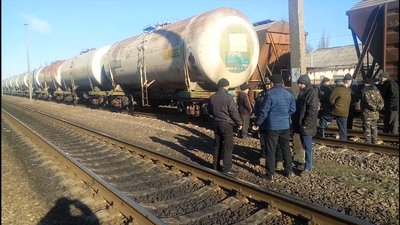 Жителі Новобузького району протестували проти розвантаження вагонів з мінеральними добривами