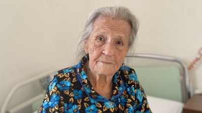 Львівські кардіологи встановили 101-річній жінці кардіостимулятор