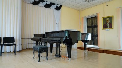 Мінкульт збирає гроші на відновлення музичної школи у Балаклії на Харківщині