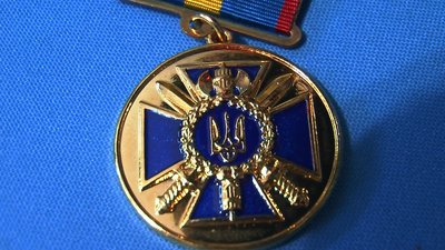 Мама загиблого на Сході волинянина передала нагороди сина в музей Мама загиблого на Сході волинянина передала нагороди сина в музей