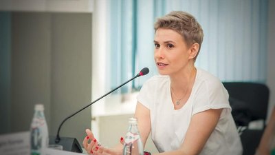 "Деякі практики можна взяти з БДСМ". Психолог розповіла, як подолати сімейну кризу