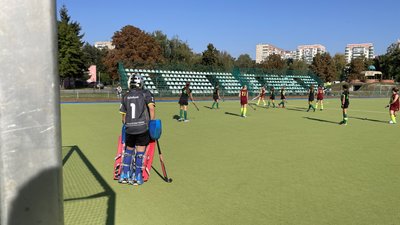 У Сумах розпочався чемпіонат України з хокею на траві серед дівчат до 12 років У Сумах розпочався чемпіонат України з хокею на траві серед дівчат до 12 років