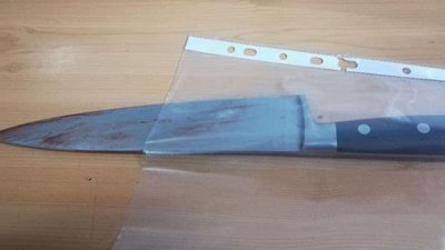 У Кривому Розі поліція затримала чоловіка, який вбив ножем двох людей та вісьмох поранив