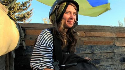 Віра в кіно: рецензія на документальну драму "Аліса в країні війни"