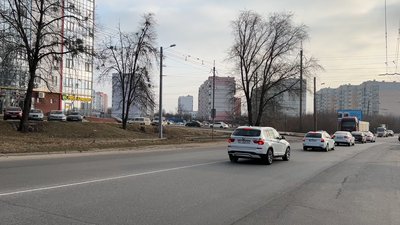 На межі Щербанівської ТГ та Полтави на перехресті відсутній світлофор: на що нарікають місцеві На межі Щербанівської ТГ та Полтави на перехресті відсутній світлофор: на що нарікають місцеві