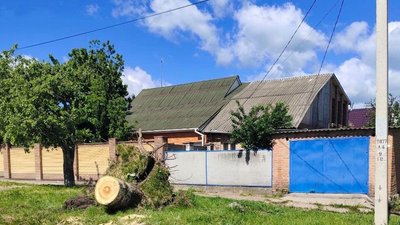 Після буревію залишаються частково знеструмлені чотири села у Кіровоградській області