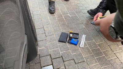 Поліція знайшла пристрій для стеження в автівці Арахамії. Прокуратура відкрила справу