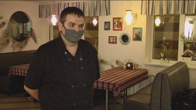 "Досить знущатись": вінницькі ресторатори вийшли на акцію протесту "Досить знущатись": вінницькі ресторатори вийшли на акцію протесту