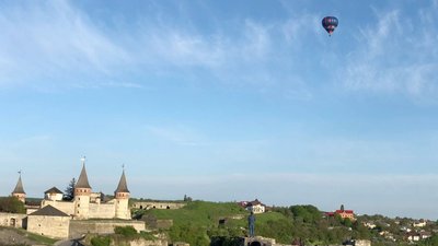 У Кам’янці-Подільському, через падіння кулі, призупинили Фестиваль повітроплавання