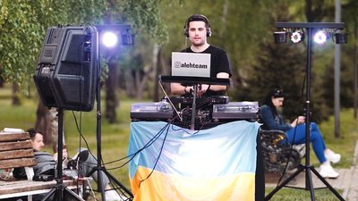 У Луцьку діджеї-волонтери збирають гроші на тепловізор військовим У Луцьку діджеї-волонтери збирають гроші на тепловізор військовим