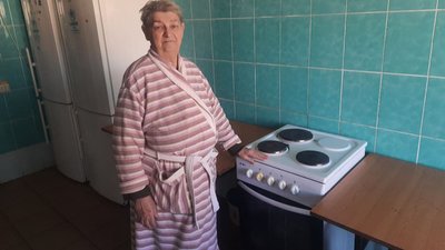 У Херсоні мітингували мешканці двох гуртожитків, які понад добу провели без світла У Херсоні мітингували мешканці двох гуртожитків, які понад добу провели без світла