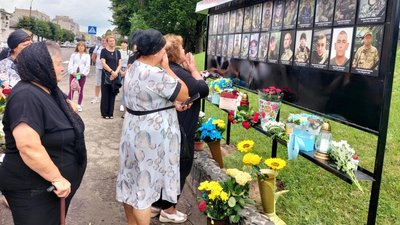 Відкриття стели пам'яті у Рожищі Відкриття стели пам'яті у Рожищі