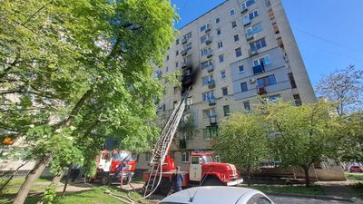 У Кропивницькому сталася пожежа у гуртожитку. Загинув мешканець квартири У Кропивницькому сталася пожежа у гуртожитку. Загинув мешканець квартири