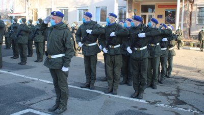 На Прикарпатті строковики з чотирьох областей склали присягу На Прикарпатті строковики з чотирьох областей склали присягу