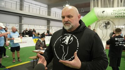 "Хлопці зі сталевими нервами і сталевою волею": у Кропивницькому відбулися змагання "Сильні України" "Хлопці зі сталевими нервами і сталевою волею": у Кропивницькому відбулися змагання "Сильні України"